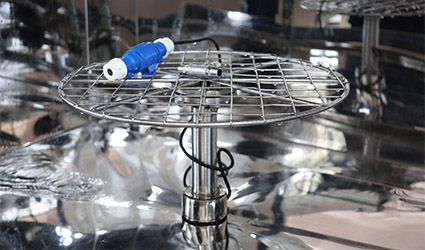 splash_waterproof_test_chamber9.jpg