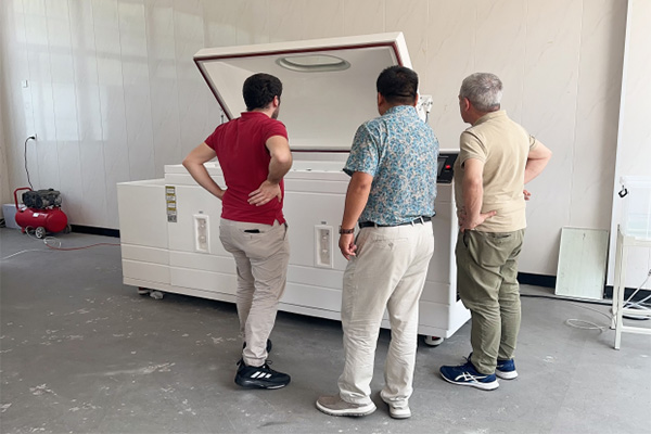 LIB Welcomed Partners from Poland and Italy to Visit and Discuss the Promotion of Its Full Range of Environmental Test Chambers